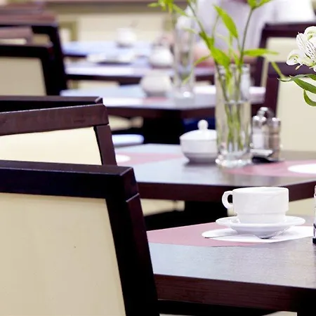 Hotel Campanile Prime Old Town
