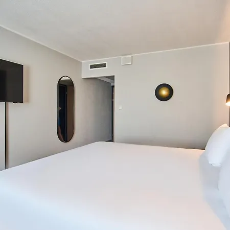 Campanile Prime Old Town 호텔 3*