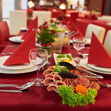 Campanile Prime Old Town