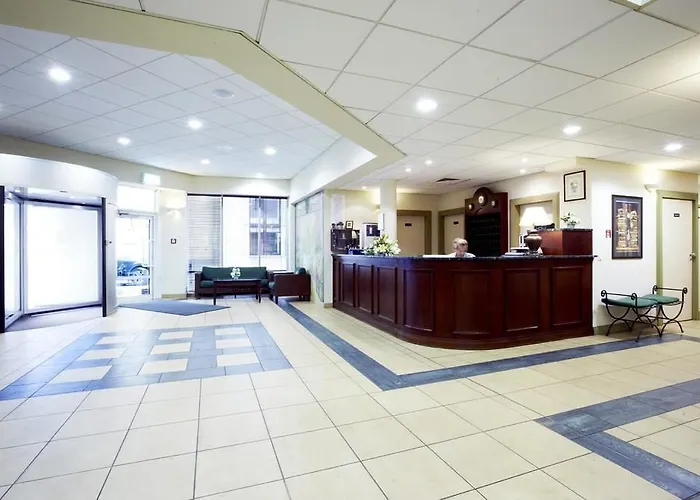 Campanile / Hotel 3*